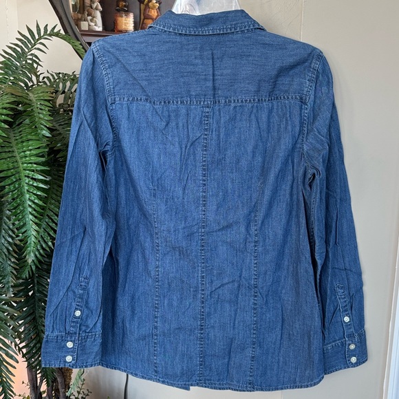Talbots Denim Patch Pocket Jean Shirt Long Sleeve Button Up Collared 100% Cotton - Picture 9 of 12